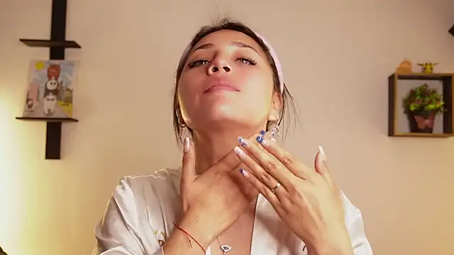 Sophy SmileSweet online show from October 2025 11:00:01 AM