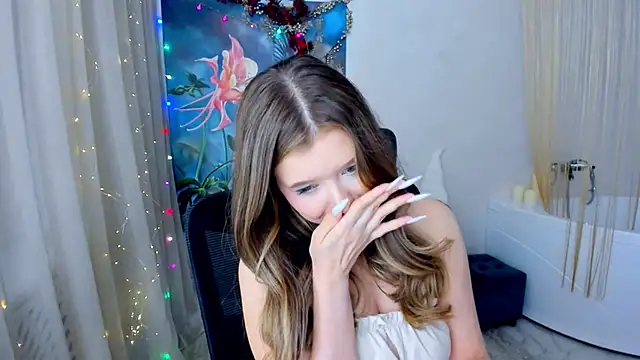 Snapshot of FollowLovee chatting on January 2025 02:03:02 AM FollowLovee online show from January 2025 02:03:02 AM