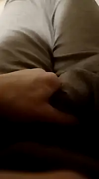 Snapshot of NudeYogaBoy chatting on January 2025 05:05:02 PM NudeYogaBoy online show from January 2025 05:05:02 PM