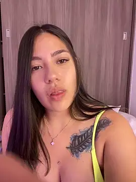 Latina vanessa online show from January 2025 12:33:01 AM