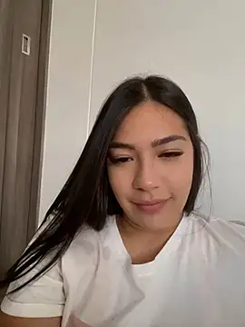 Latina vanessa online show from January 2025 10:15:02 PM