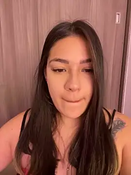 Latina vanessa online show from February 2025 02:50:01 AM