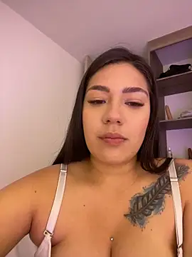 Latina vanessa online show from March 2025 01:55:02 AM