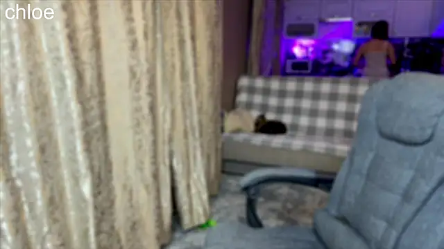 Snapshot of ChloeMillerMeow chatting on October 2025 06:20:01 PM ChloeMillerMeow online show from October 2025 06:20:01 PM