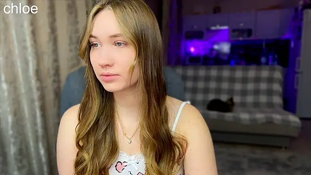 Snapshot of ChloeMillerMeow chatting on October 2025 07:03:02 PM ChloeMillerMeow online show from October 2025 07:03:02 PM