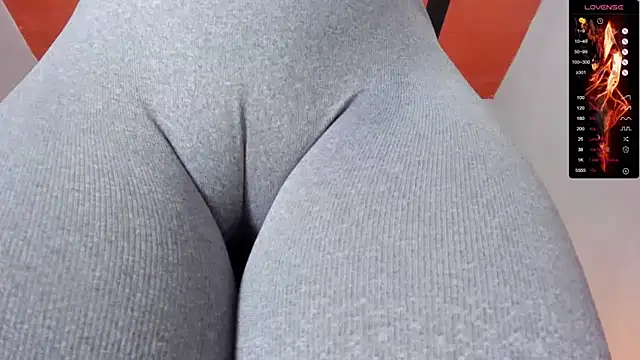 Donnapaul online show from November 2025 11:23:02 AM