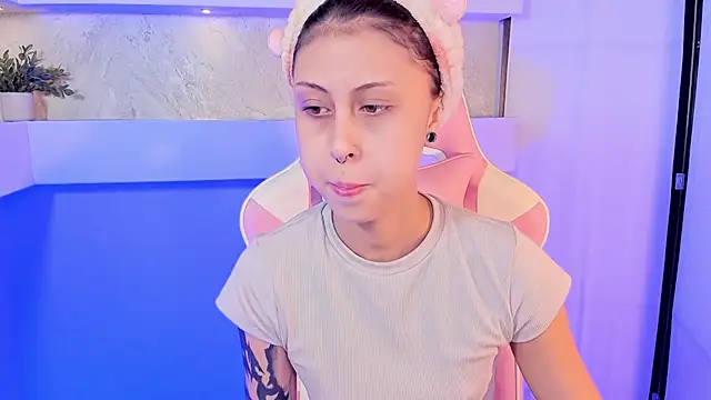 SharonBoone online show from March 2025 03:39:01 AM