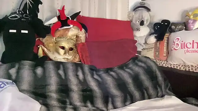 EroticVenetian online show from November 2025 06:47:02 AM