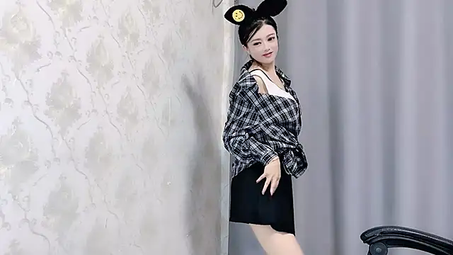 Snapshot of VIWVI chatting on October 2025 05:06:02 AM VIWVI online show from October 2025 05:06:02 AM