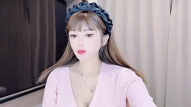 Snapshot of VIWVI chatting on October 2025 04:56:02 AM VIWVI online show from October 2025 04:56:02 AM