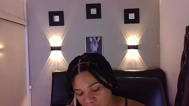 ashley Tompson1 online show from December 2024 06:20:02 PM