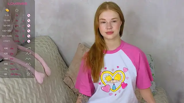 Snapshot of TrissMerigold9 chatting on December 2024 08:47:01 PM TrissMerigold9 online show from December 2024 08:47:01 PM