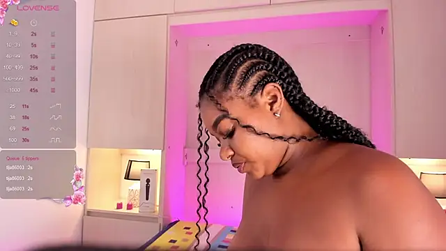 tamaraa smiith online show from January 2025 02:56:02 PM