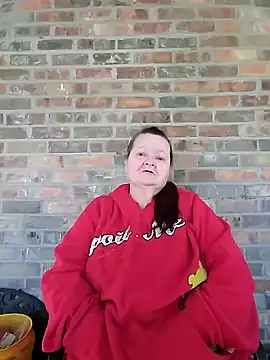 Snapshot of Bayou_Woman68 chatting on November 2025 04:30:01 PM Bayou Woman68 online show from November 2025 04:30:01 PM