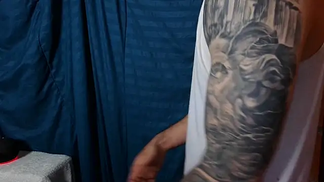 Kenner fox77 online show from December 2024 01:29:02 AM