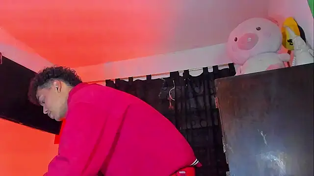 Snapshot of visaelX chatting on December 2024 08:05:02 PM visaelX online show from December 2024 08:05:02 PM