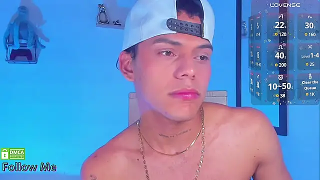 Snapshot of visaelX chatting on March 2025 08:42:01 PM visaelX online show from March 2025 08:42:01 PM