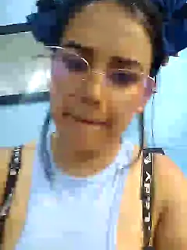  Miaaleon online show from January 2025 06:39:01 PM