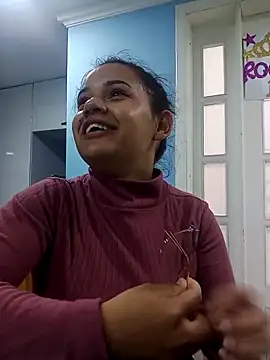  Miaaleon online show from February 2025 07:49:01 PM