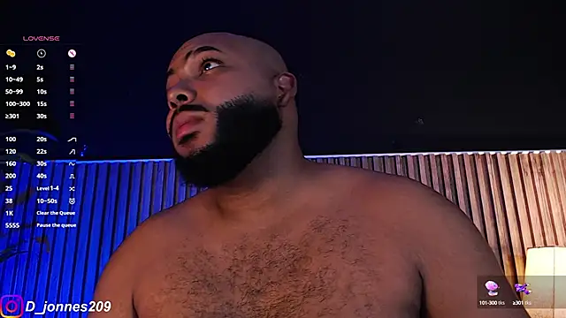 DilanJonnes  online show from October 2025 08:18:01 PM