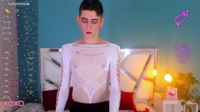 Snapshot of dominic_thailor chatting on January 2025 02:02:01 PM dominic thailor online show from January 2025 02:02:01 PM