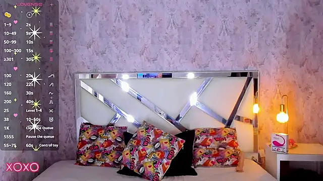 Snapshot of dominic_thailor chatting on September 2025 01:46:02 PM dominic thailor online show from September 2025 01:46:02 PM