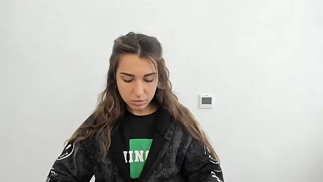 Snapshot of Summmmersky chatting on October 2025 07:38:01 AM Summmmersky online show from October 2025 07:38:01 AM