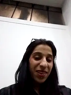 Snapshot of baby_liz01 chatting on October 2025 04:35:02 AM baby liz01 online show from October 2025 04:35:02 AM