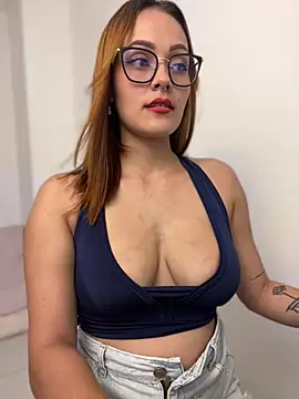 Miss-Abbii online show from December 2024 09:11:01 PM