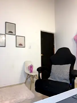 Miss-Abbii online show from September 2025 09:20:01 PM