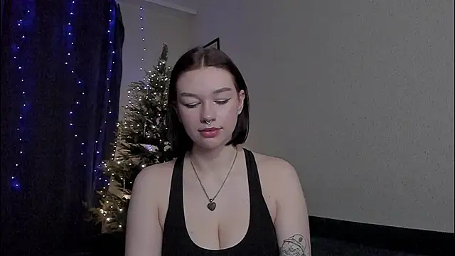 Emmy m00n online show from January 2025 02:11:02 AM