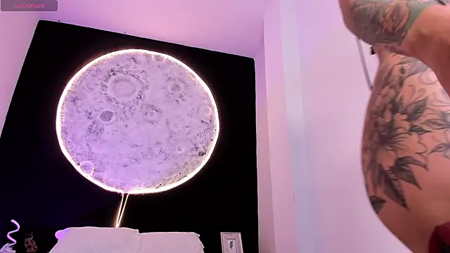 Snapshot of GinebraaFox_ chatting on February 2025 02:37:01 PM GinebraaFox online show from February 2025 02:37:01 PM