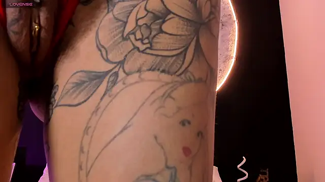 Snapshot of GinebraaFox_ chatting on March 2025 05:45:01 PM GinebraaFox online show from March 2025 05:45:01 PM