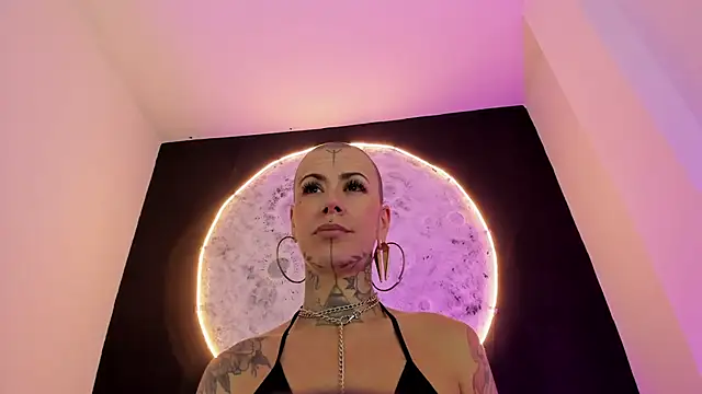 Snapshot of GinebraaFox_ chatting on March 2025 05:50:02 PM GinebraaFox online show from March 2025 05:50:02 PM