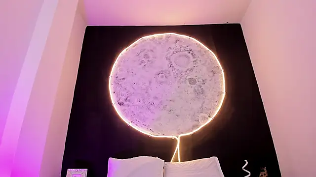 Snapshot of GinebraaFox_ chatting on March 2025 05:49:02 PM GinebraaFox online show from March 2025 05:49:02 PM