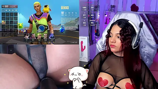 PetiteSophie  online show from February 2025 02:33:02 PM