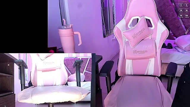 PetiteSophie  online show from October 2025 01:01:01 PM