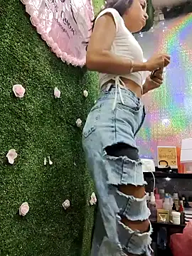 Anifer online show from December 2024 03:04:01 PM