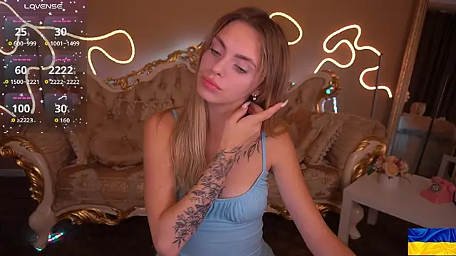 ChloeBrightt online show from October 2025 08:05:02 PM