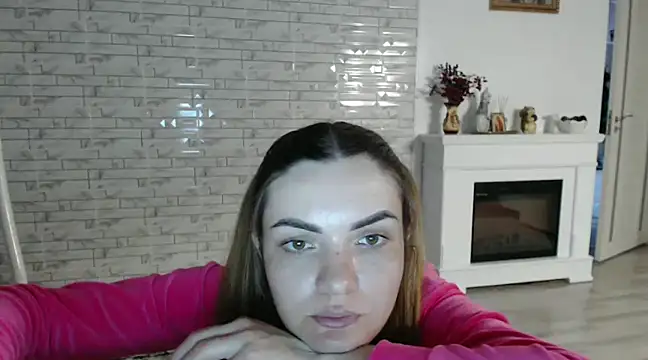 Snapshot of _JustmeHere_ chatting on February 2025 03:29:01 PM JustmeHere online show from February 2025 03:29:01 PM