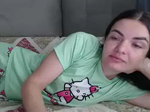 Snapshot of _JustmeHere_ chatting on October 2025 06:32:02 AM JustmeHere online show from October 2025 06:32:02 AM