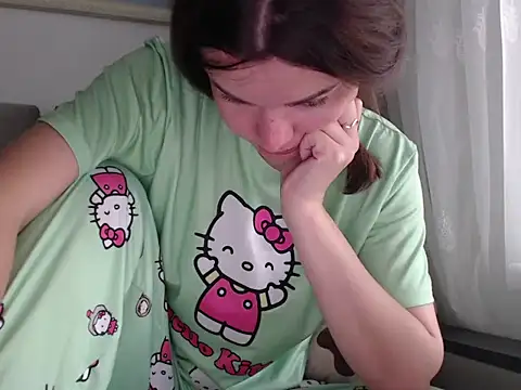 Snapshot of _JustmeHere_ chatting on October 2025 08:49:01 AM JustmeHere online show from October 2025 08:49:01 AM