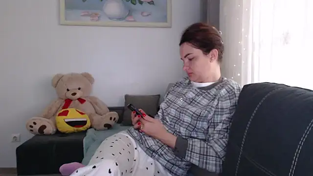 Snapshot of _JustmeHere_ chatting on November 2025 08:25:02 AM JustmeHere online show from November 2025 08:25:02 AM