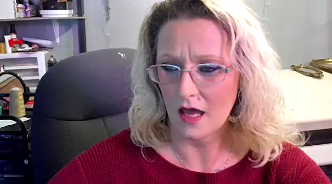 Lisalovely6981 online show from January 2025 05:53:01 PM