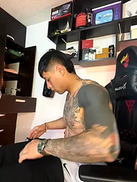 Snapshot of darmod chatting on October 2025 09:17:01 AM darmod online show from October 2025 09:17:01 AM