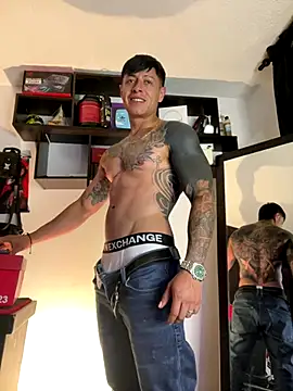 Snapshot of darmod chatting on October 2025 04:21:02 AM darmod online show from October 2025 04:21:02 AM