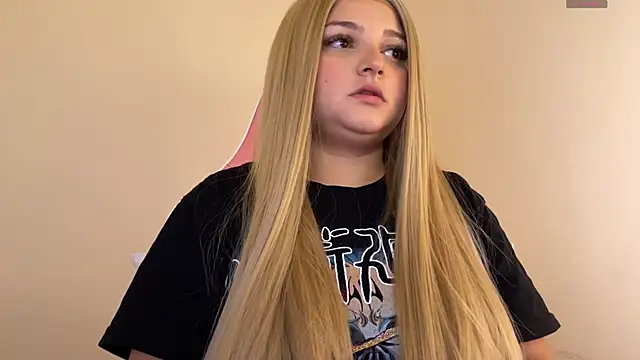 SweetPaige  online show from December 2024 07:13:02 PM