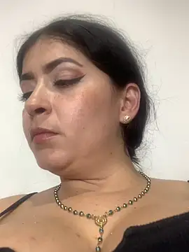 Snapshot of jamilaross chatting on February 2025 04:53:02 AM jamilaross online show from February 2025 04:53:02 AM