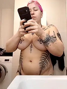 divine eve online show from October 2025 02:29:02 PM