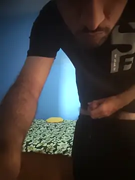 cuckhair online show from November 2025 05:06:01 AM